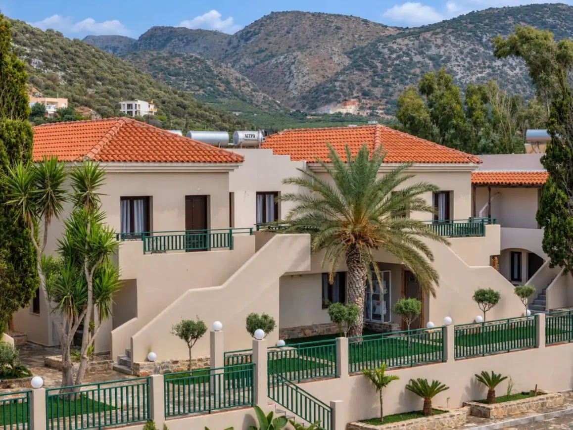 Two-Room Apartments στο MIA XARA